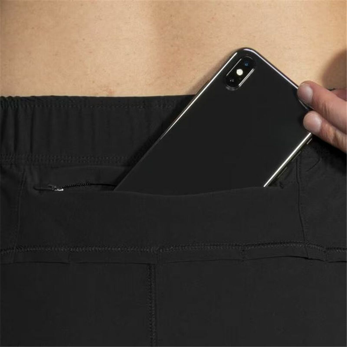 V4HE4984A9337108E4B93C87C3097CB07A2R5522946P5