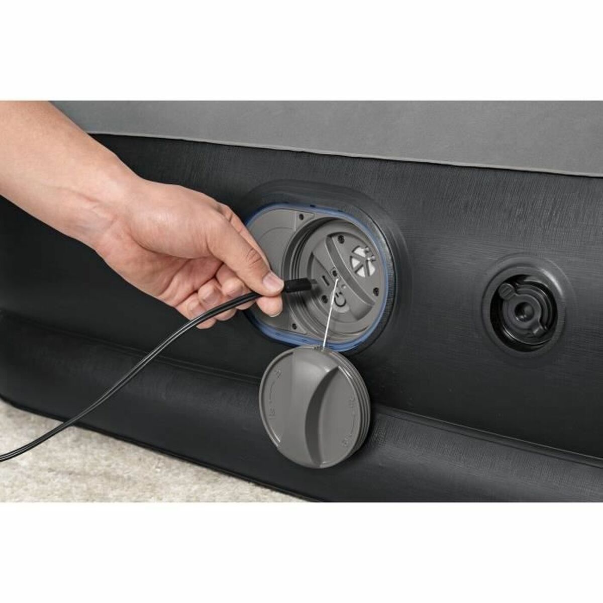 V4H65BDD79E56983AA1893016E90C91591FR5801474P5