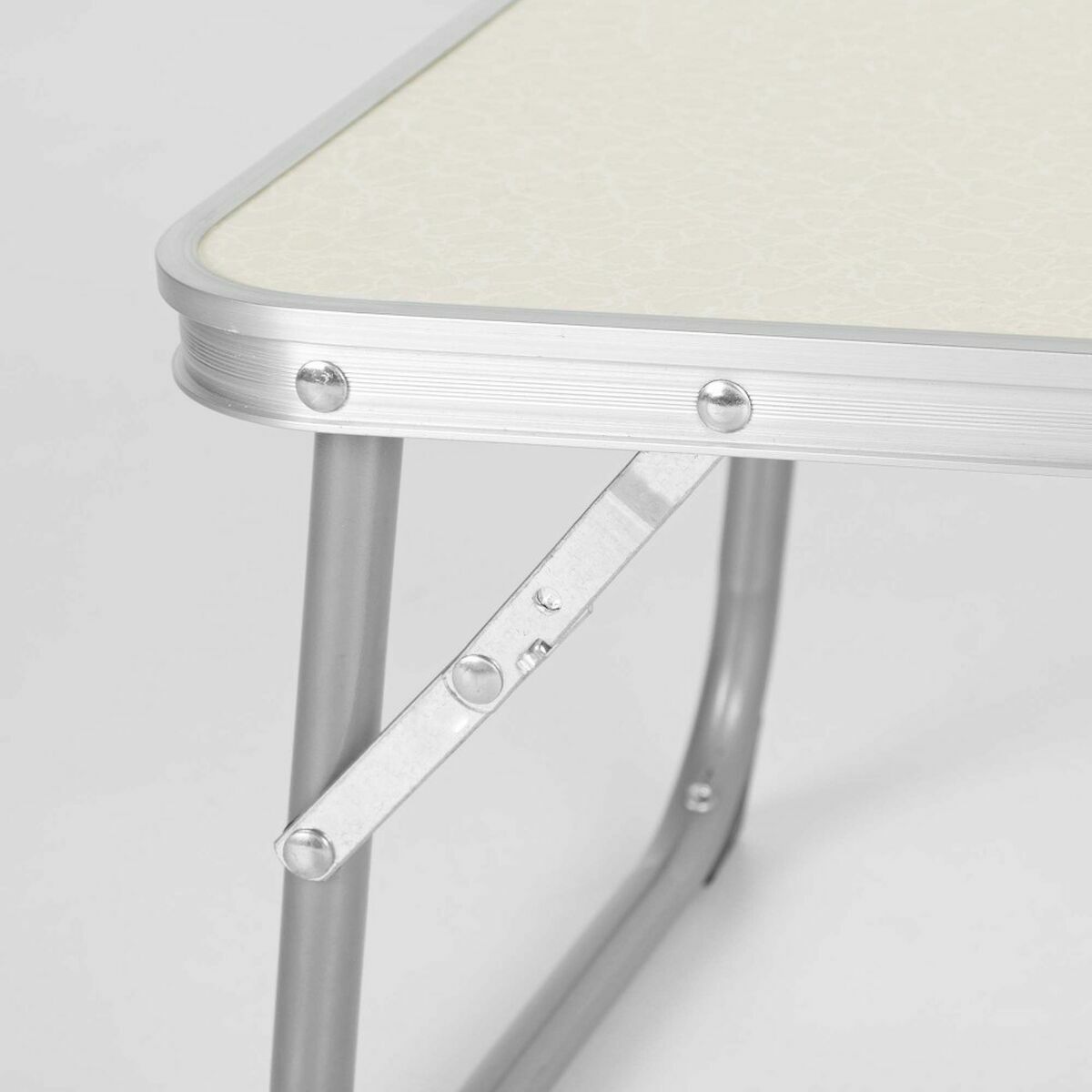 V4HCE8C3A6C8B0F0933A61214483E2F7D6ER5568573P4