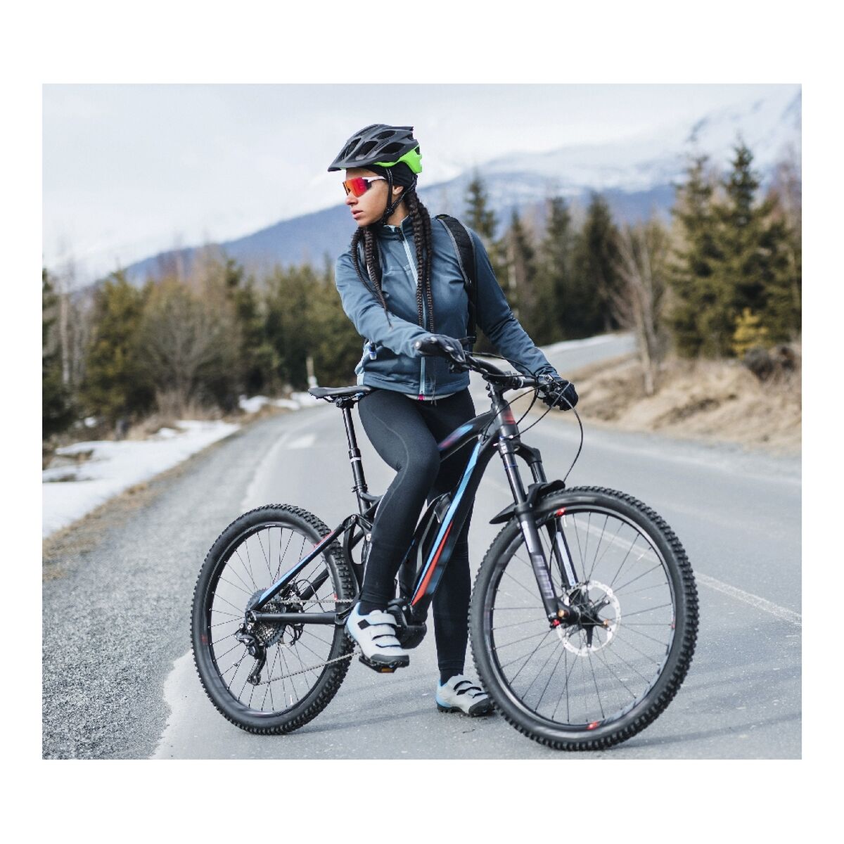 V11H10525E25F101A6A6A2A139C206A08753R5366017P8