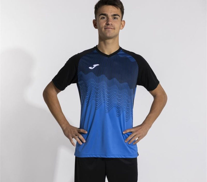 V6HFC9D39CB6852D7B49186A858BCB6F4E3R7527721P3