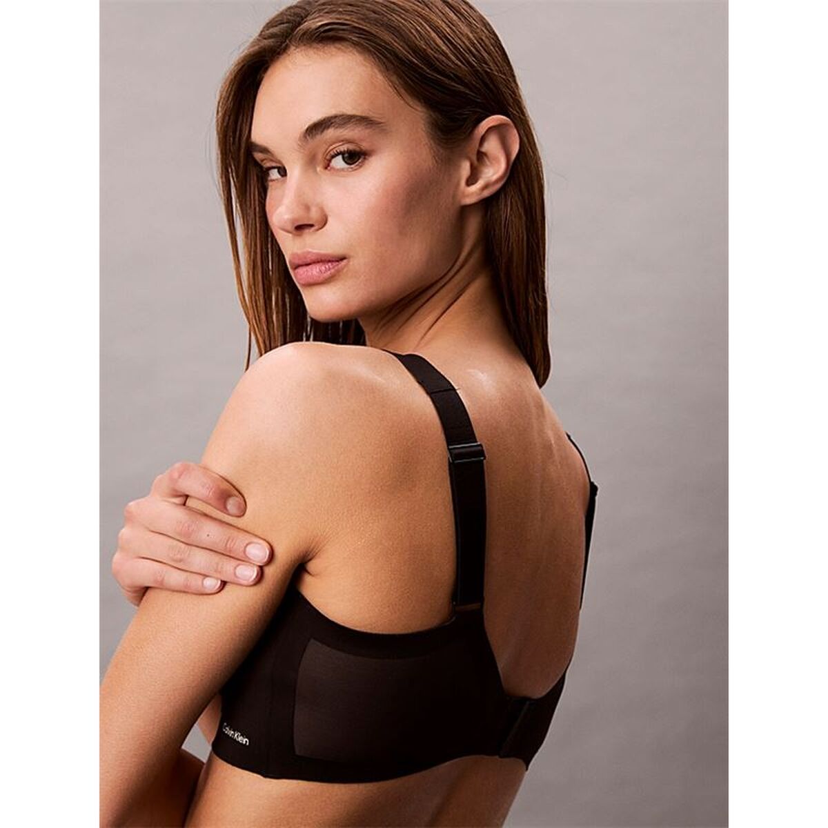 V2HEB35905323A97A5006FCC1869FE9D9CCR7638224P3