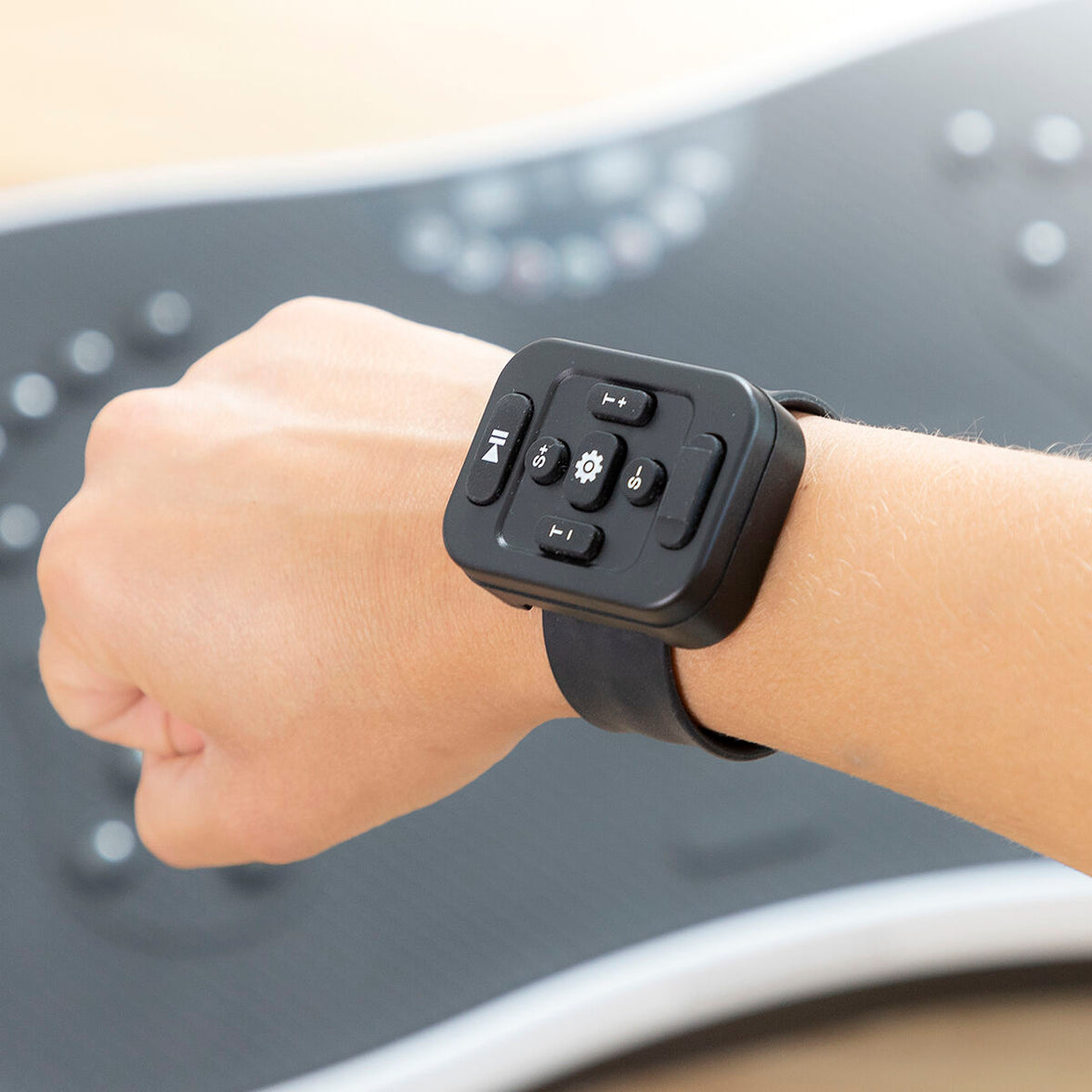 V16H12482AC5E8974DD6D01AD8C0EB958DB6R5255071P4